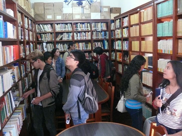 biblioteca-academia